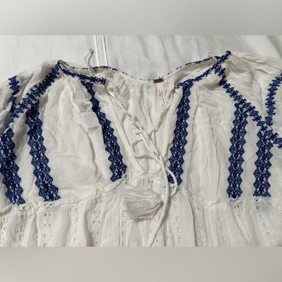 Size medium free people crochet top - Picture 3 of 3